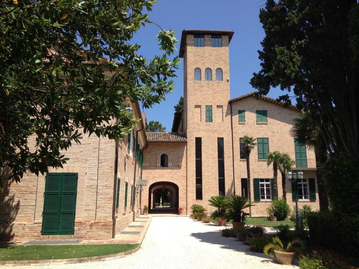 Relais Villa Sant'Isidoro Colbuccaro Eksteriør bilde